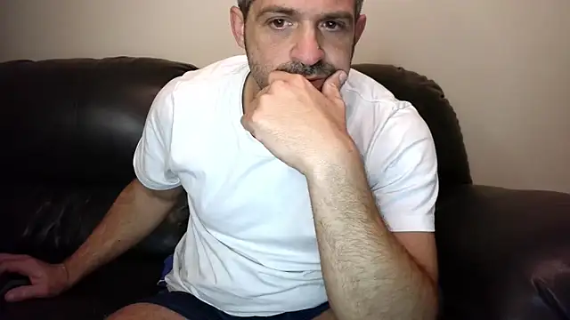 Troyt87 online show from 11.11.25