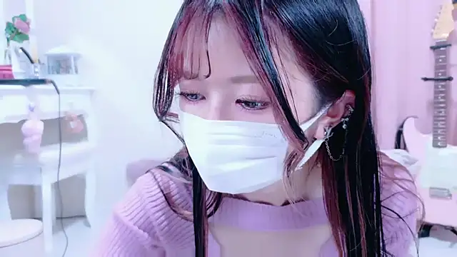 Megu-mimi online show from 10.13.25