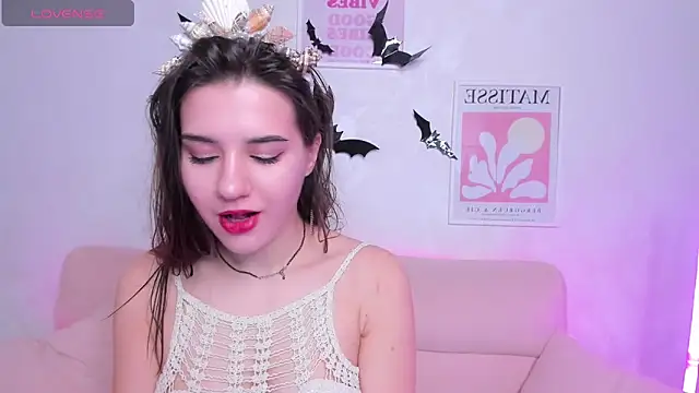 Sweetie Catt online show from 10.31.25