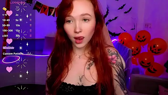 Maya Light online show from 11.08.25