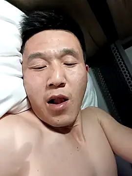 Snapshot of wadmma chatting on 02.12.25 wadmma online show from 02.12.25