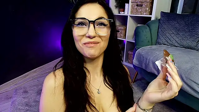 Snapshot of Deea_Vibe_Me chatting on 03.13.25 Deea Vibe Me online show from 03.13.25