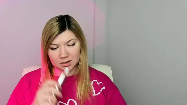 Lola moree online show from 02.05.25