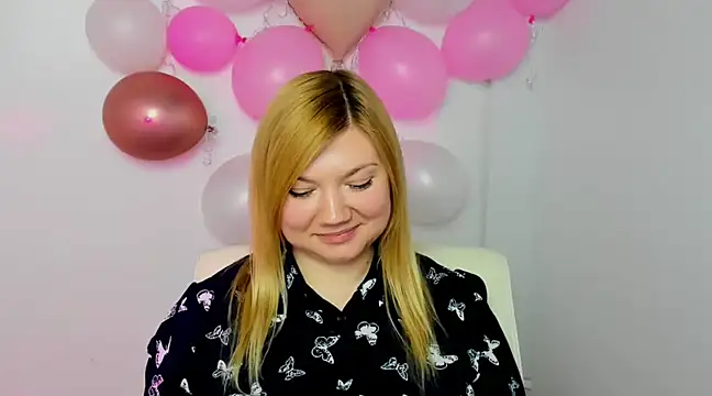 Lola moree online show from 02.25.25