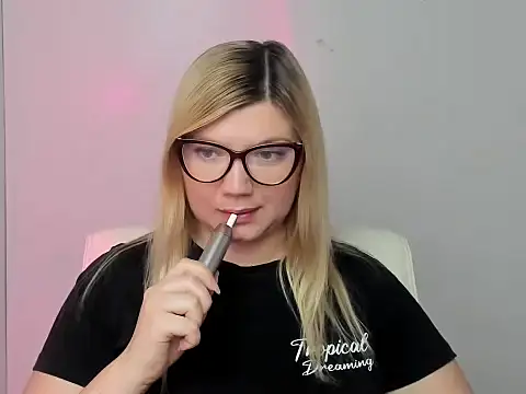 Lola moree online show from 09.17.25