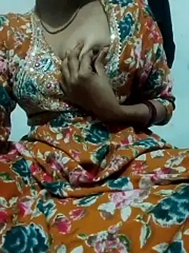 Snapshot of saaniya chatting on 11.07.25 saaniya online show from 11.07.25