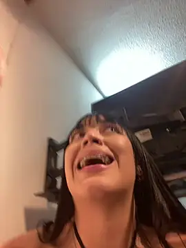 Snapshot of Melody_rousse_ chatting on 02.05.25 Melody rousse online show from 02.05.25