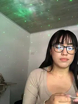 Snapshot of Melody_rousse_ chatting on 02.08.25 Melody rousse online show from 02.08.25