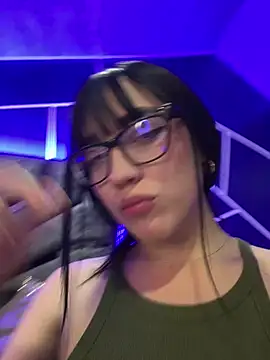 Snapshot of Melody_rousse_ chatting on 02.21.25 Melody rousse online show from 02.21.25