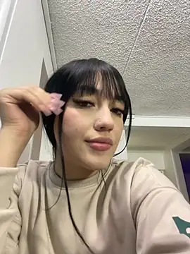 Snapshot of Melody_rousse_ chatting on 10.28.25 Melody rousse online show from 10.28.25