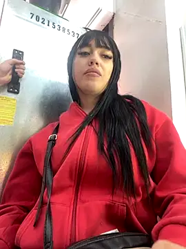 Snapshot of Melody_rousse_ chatting on 11.19.25 Melody rousse online show from 11.19.25