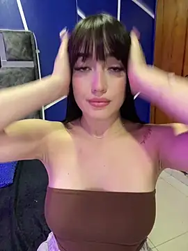 Snapshot of Melody_rousse_ chatting on 12.19.25 Melody rousse online show from 12.19.25