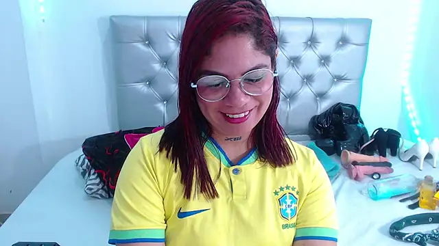 hornny cougar online show from 03.21.25