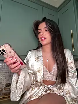 cute carly  online show from 02.21.25