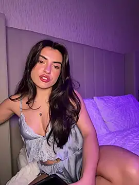 cute carly  online show from 02.26.25