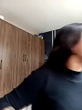 kamila lovee online show from 11.14.25