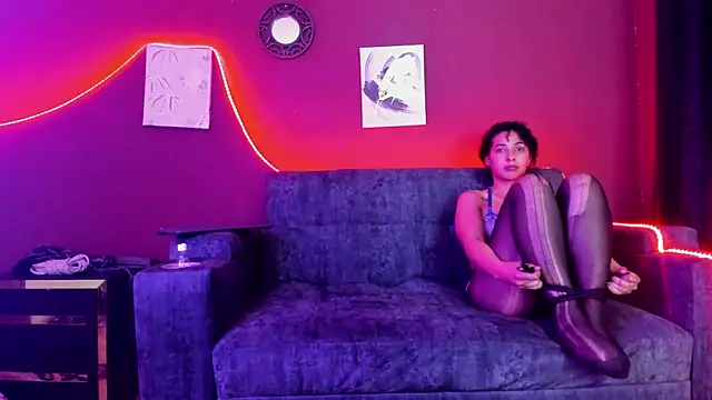 Snapshot of SOPHI_WOLFF chatting on 03.06.25 SOPHI WOLFF online show from 03.06.25