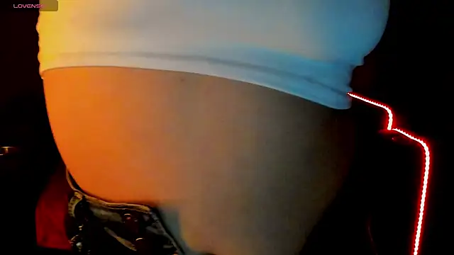 Snapshot of SOPHI_WOLFF chatting on 03.15.25 SOPHI WOLFF online show from 03.15.25