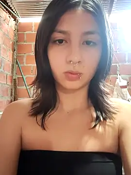 Maiden-Hot online show from 12.22.25