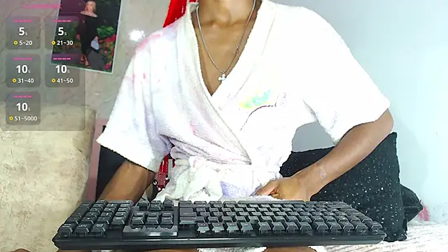 k stormi  online show from 11.05.25