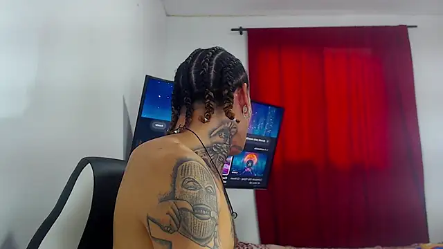 hot man05 online show from 10.24.25