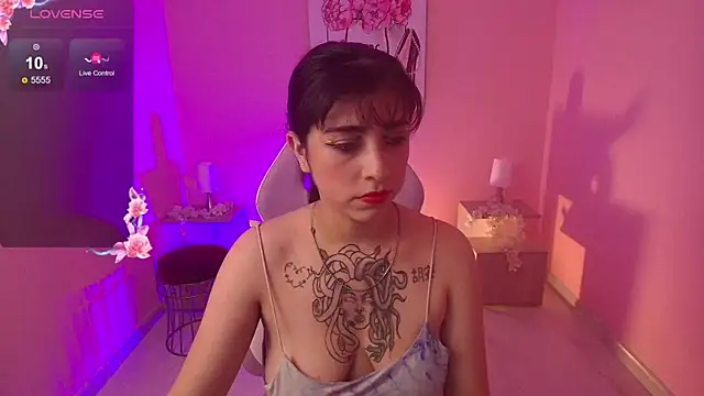 Adri Gomez  online show from 09.09.25