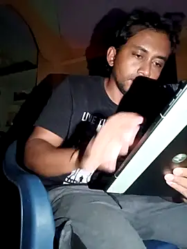 Snapshot of bigcock_thick chatting on 10.22.25 bigcock thick online show from 10.22.25