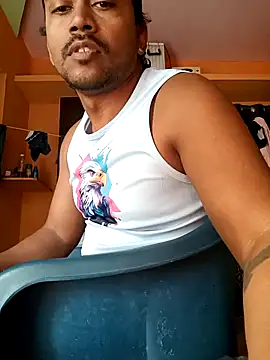 Snapshot of bigcock_thick chatting on 12.14.25 bigcock thick online show from 12.14.25