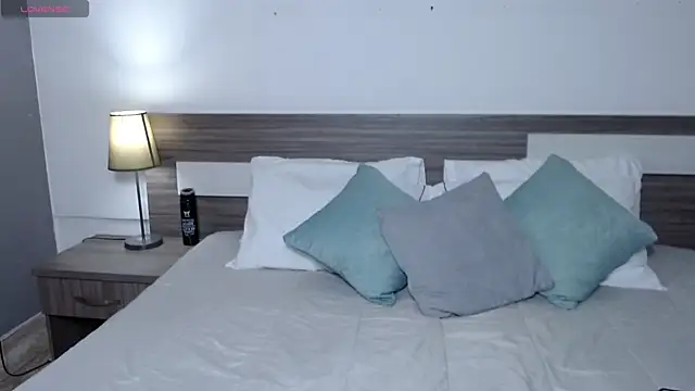 Liiamthompson online show from 03.01.26