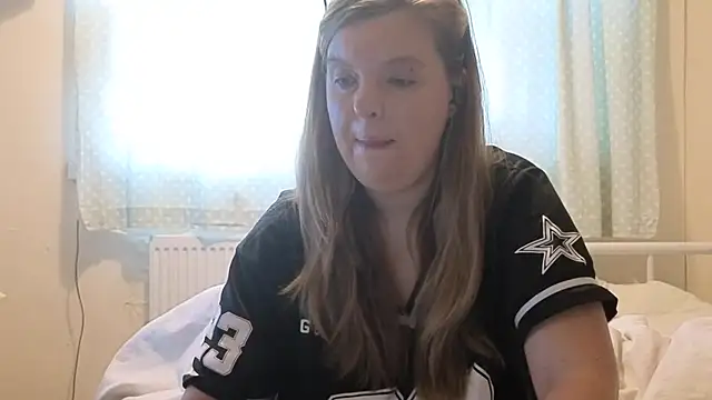 Demi WelshX online show from 10.20.25