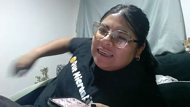 viccky vick online show from 04.17.26