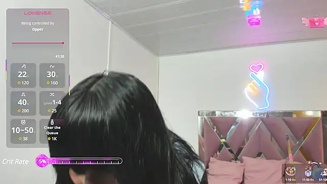 palmerfox tay online show from 02.15.25