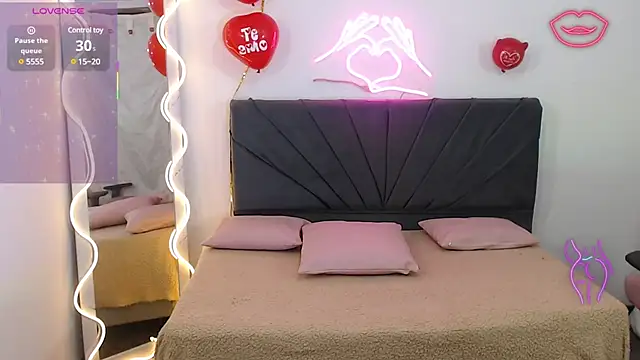 palmerfox tay online show from 02.19.25