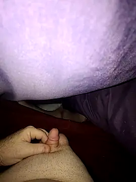 Snapshot of stubbydick3 chatting on 02.13.25 stubbydick3 online show from 02.13.25