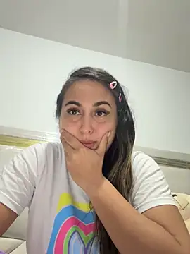 Snapshot of dulcehot_1502 chatting on 03.04.25 dulcehot 1502 online show from 03.04.25