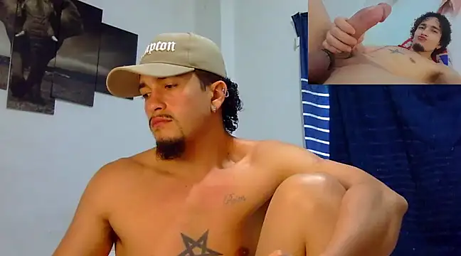 Snapshot of Keiviid chatting on 03.10.25 Keiviid online show from 03.10.25