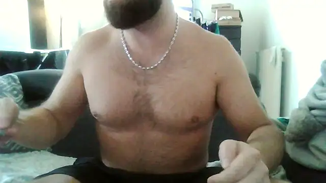 Snapshot of Zer_oki chatting on 10.10.25 Zer oki online show from 10.10.25