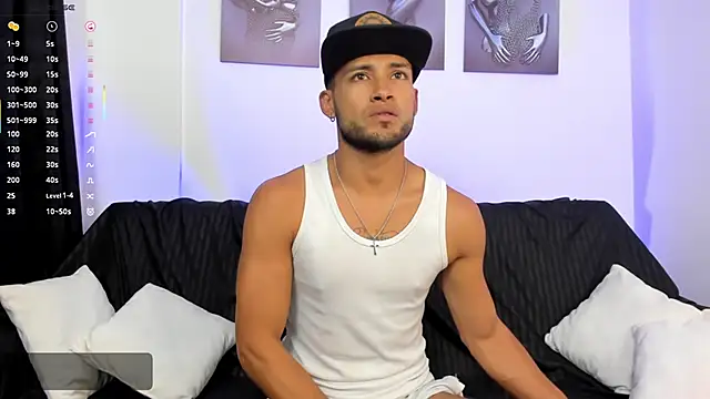 Max Conor1 online show from 11.05.25