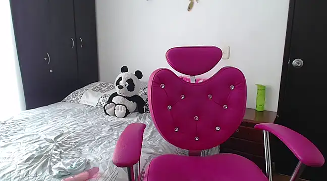 Snapshot of BeautifullPrinsesse chatting on 03.05.25 BeautifullPrinsesse online show from 03.05.25