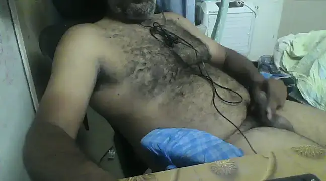 Snapshot of awesomeroc123 chatting on 02.22.25 awesomeroc123 online show from 02.22.25