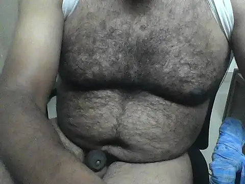 Snapshot of awesomeroc123 chatting on 12.15.25 awesomeroc123 online show from 12.15.25