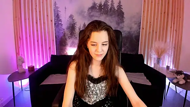 MilaStoyne online show from 02.24.25