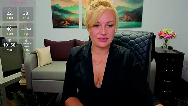 Snapshot of Mira_Whites chatting on 07.03.26 Mira Whites online show from 07.03.26