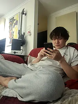 Snapshot of ChaseMl chatting on 02.25.25 ChaseMl online show from 02.25.25