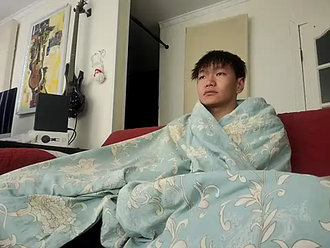 Snapshot of ChaseMl chatting on 03.19.25 ChaseMl online show from 03.19.25