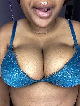 DaniJohnson online show from 02.14.25