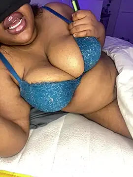 DaniJohnson online show from 02.19.25