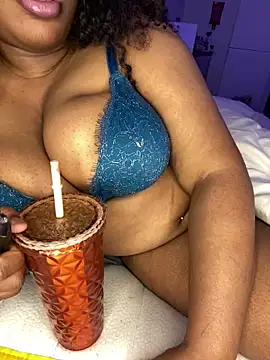 DaniJohnson online show from 02.20.25