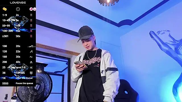 marcuscollins1  online show from 09.10.25