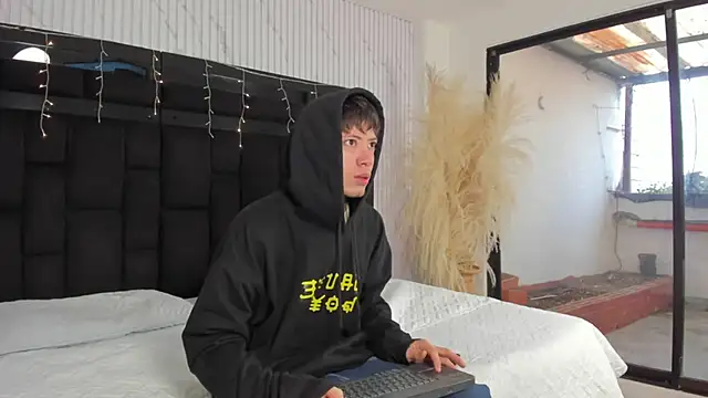 marcuscollins1  online show from 02.09.26